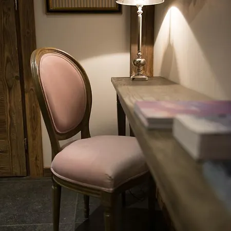 Hotel Le Blanc 5*